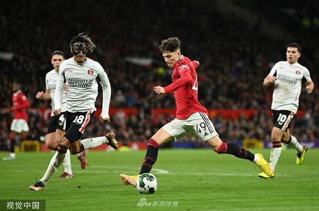 他鼓励年轻 他鼓励年轻