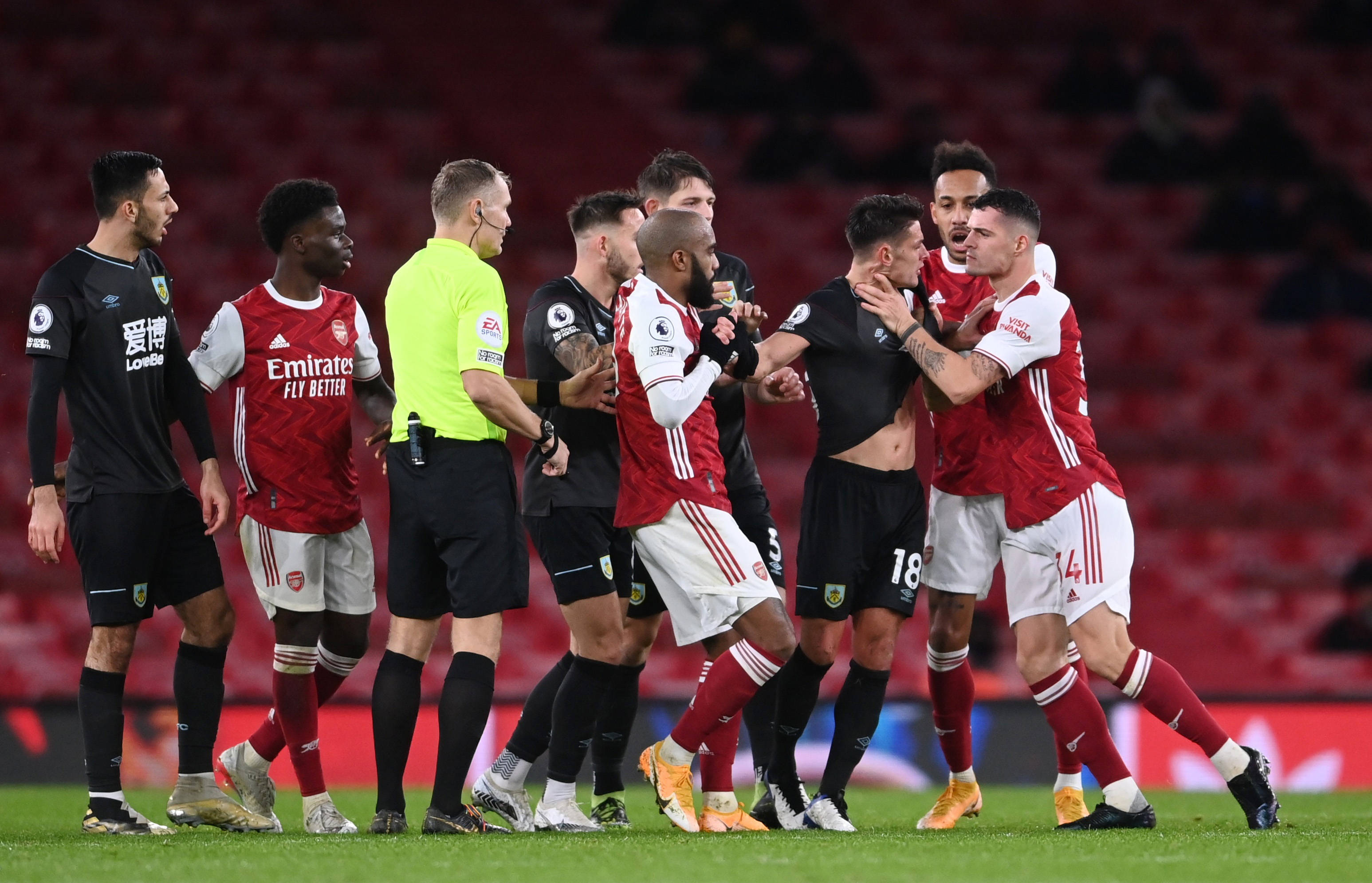 现代足球的 现代足球的